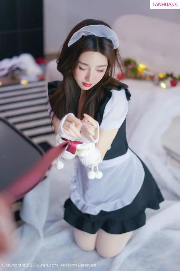 明日花桃桃  [XiuRen]高清写真图 2025.12.24 No.11152 Twins-桃桃 丁字裤第13张图片